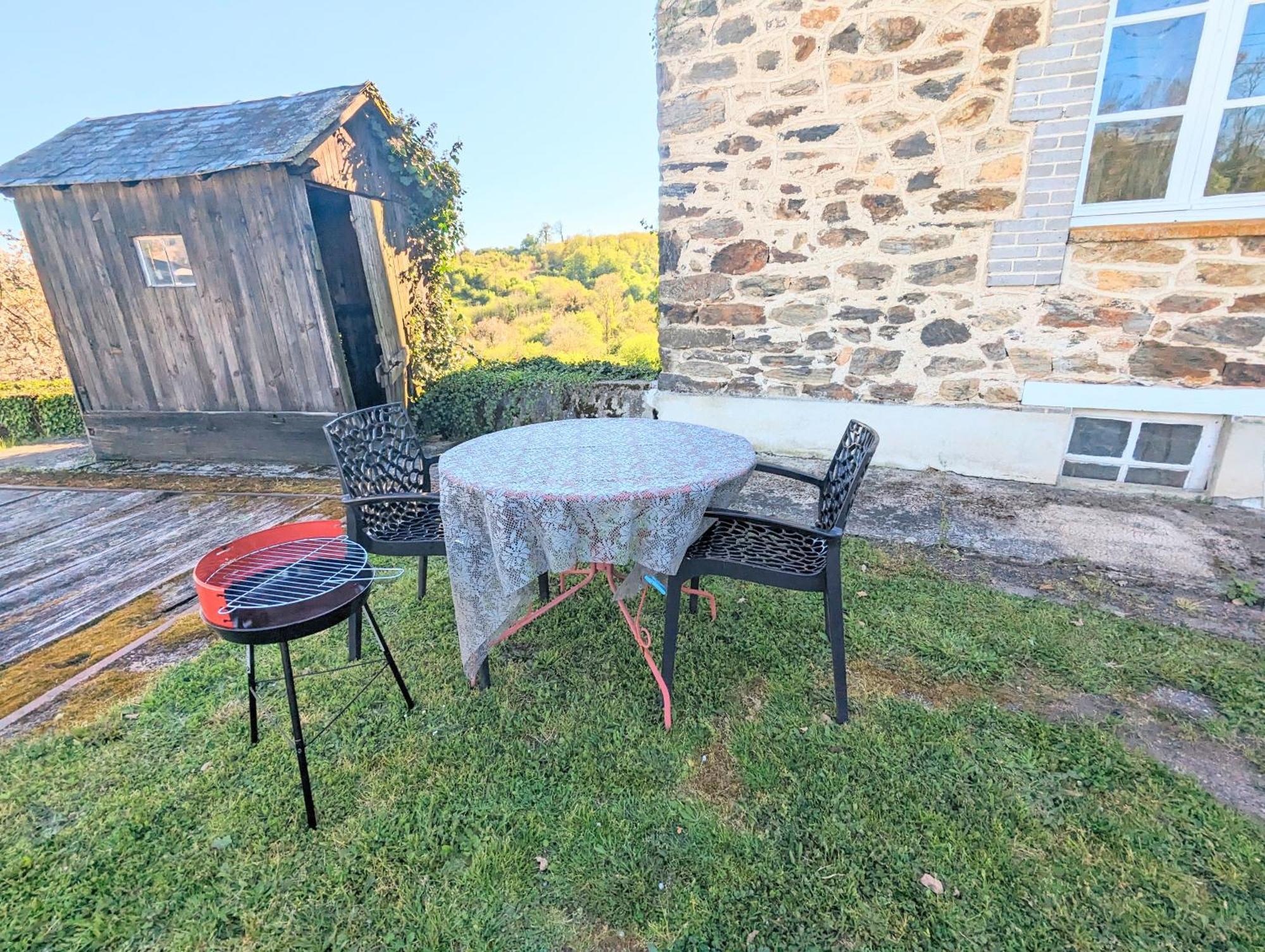 Studio Silhem Saint-Germain-les-Belles Екстер'єр фото